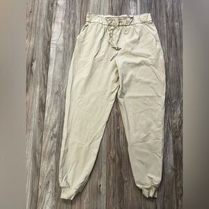 LULULEMON Stretch High-Rise Jogger in Beige S8